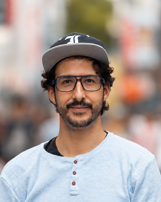 Sadi Charles Aksoy, Gründer von volksstimmen.de